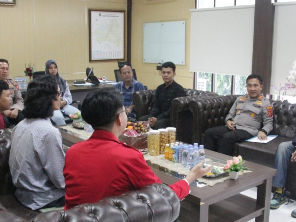 Kapolres Purwakarta Silaturahmi dengan GMNI, Perkuat Sinergi Jaga Kamtibmas
