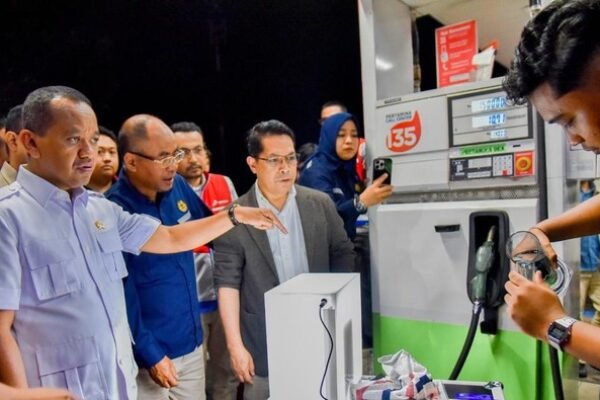 Bahlil Sidak Pertalite ‘Brebet’: Mesin Warga Sakit, BBM Tetap Sehat”