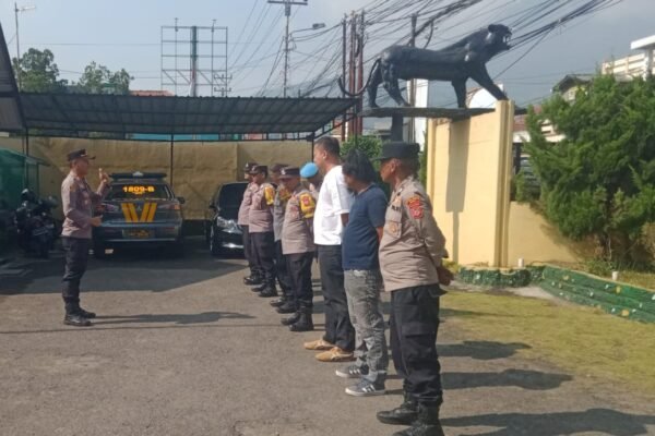 Polsek Leles Gelar Apel Pagi: Antara Disiplin, Jagung, dan Citra Polisi di Mata Petani