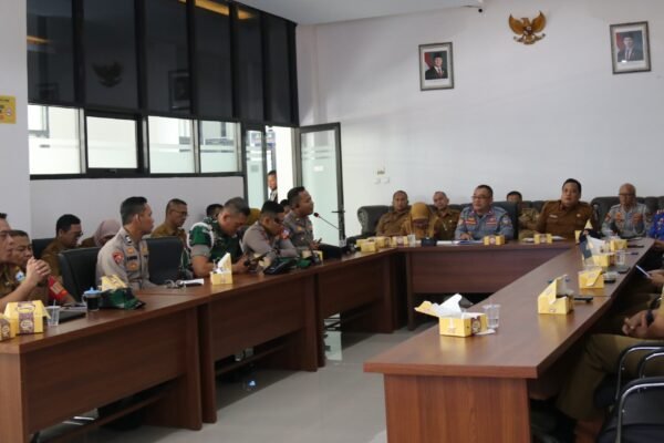 Garut Siapkan CFD & CFN: Jalan Ditutup, Ekonomi Dibuka Pariwisata Diharapkan Jalan, Sopir Tersumbat