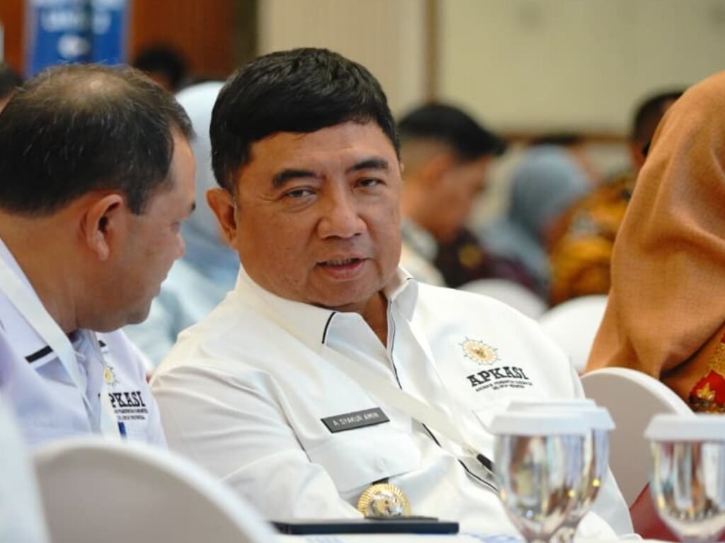 Gerakan Nasional Ngitung: Bupati Garut Cari Rumus Ajaib Pendidikan di Jakarta