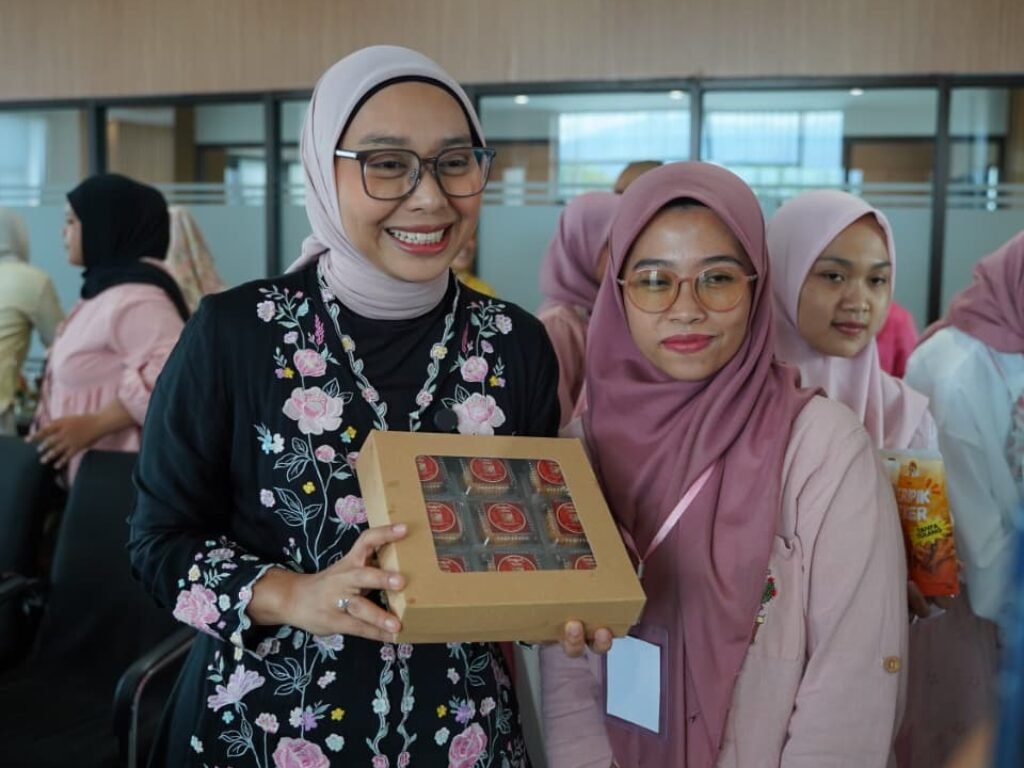 Wabup Garut Ajak Perempuan Jadi Hebat di Rumah, Hebat Juga di Pitch Deck