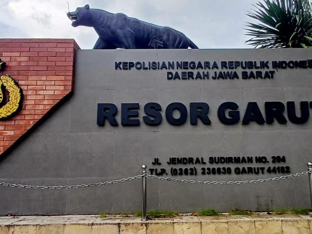 Dua Video Viral Seret Nama Polisi Dituding Lakukan Pemerasan Adu Kemiri dan Pengkondisian Bantuan PKBM di Garut