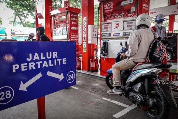 Harga BBM Pertamina Oktober 2025: Pertalite Masih Rp10.000, Dexlite dan Pertamina Dex Naik Tipis