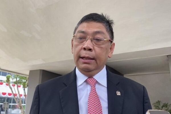 Utut Apresiasi Rekonsolidasi Prabowo: “Pro Rakyat, Tapi Teknisnya Jangan Bikin Bingung Mesin”