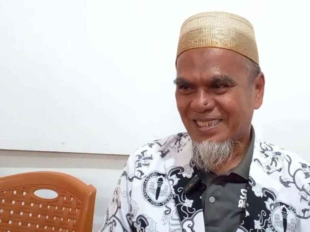 Ikhlas Tidak Masuk Pasal: Guru Dipecat Jelang Pensiun, Diseret oleh “Pungli” yang Disepakati Rapat Orang Tua