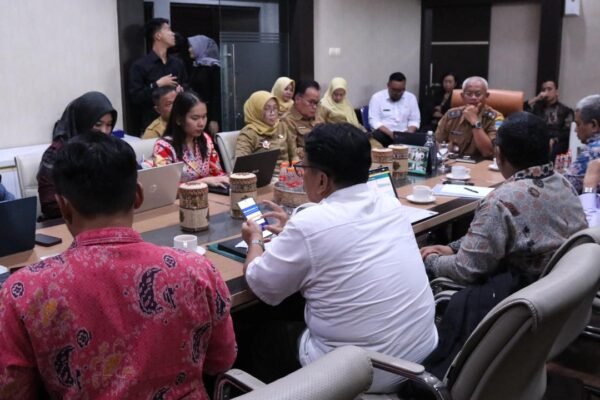 BGN & Bappenas “Geruduk” Garut Bedah Program Makan Bergizi Gratis, Cari Masalahnya di Lapangan