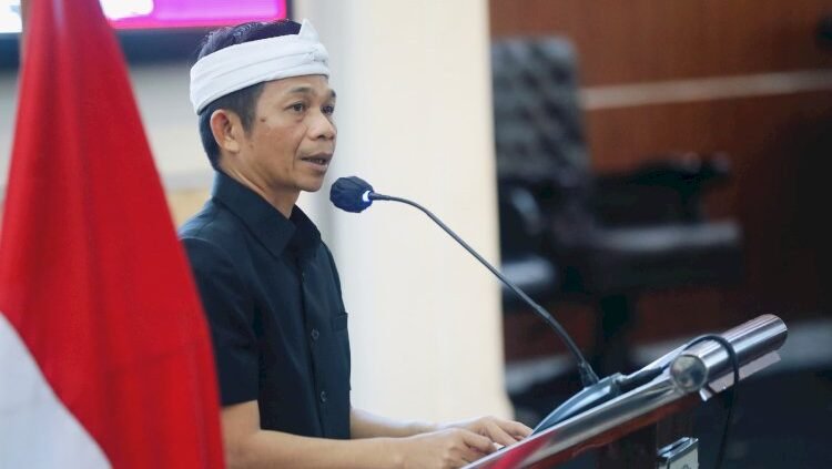 Bupati Purwakarta OZ