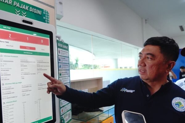 KiosK Samsat Mendarat di CFD Garut, Bupati: “Bayar Pajak Sekarang Tinggal Tap KTP, Tidak Perlu Tap Hati”