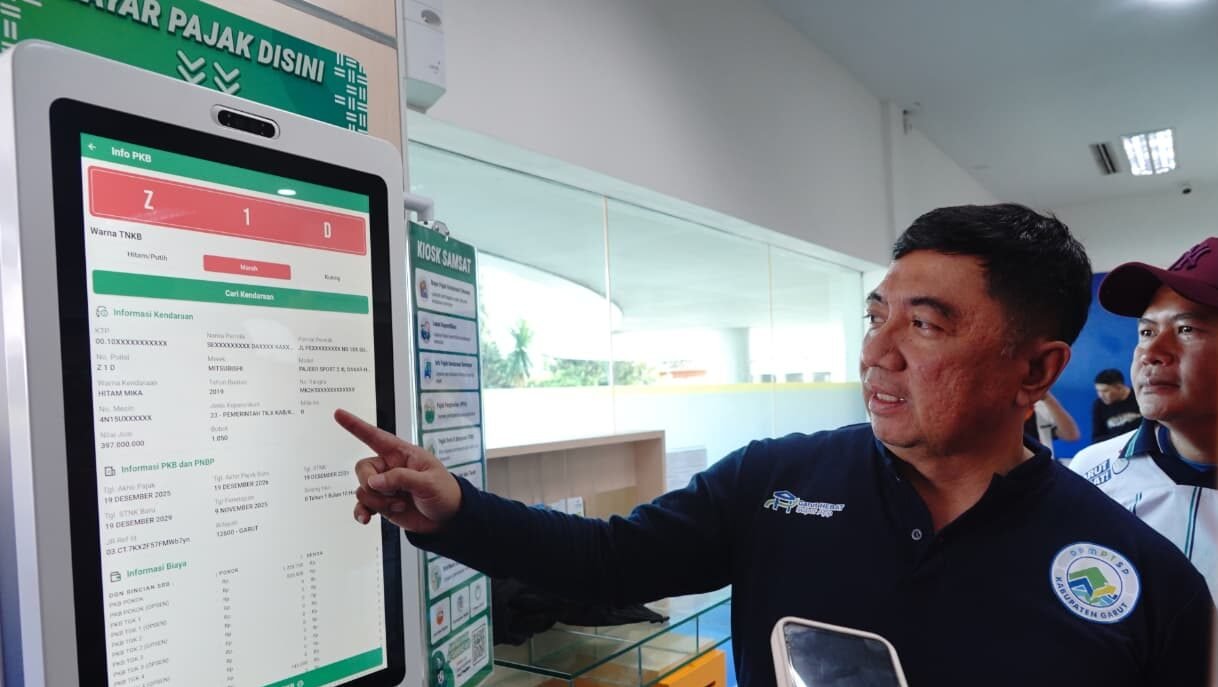 Bupati Tinjau Kios Samsat