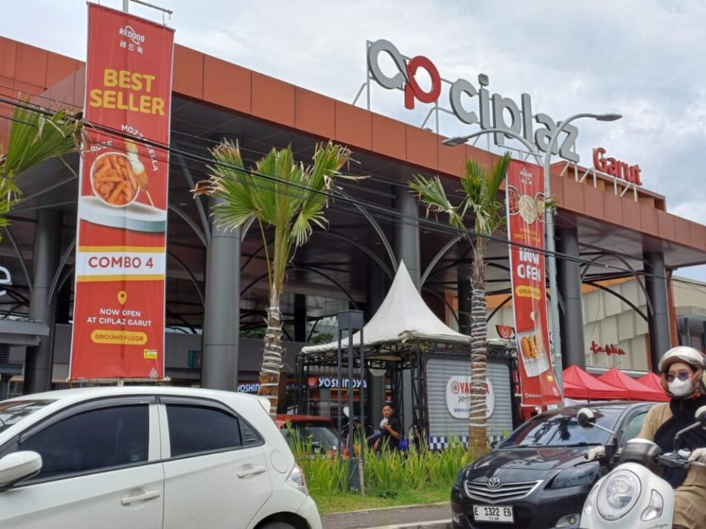 Jadi Pusat Keramaian, City Plaza Garut Jadi Simbol Modernisasi di Kota Garut