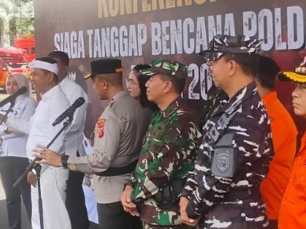 Dedi Mulyadi dan Sungai yang Tak Sabar Menunggu Rapat