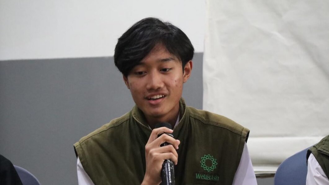 Faiz siswa sma welasasih