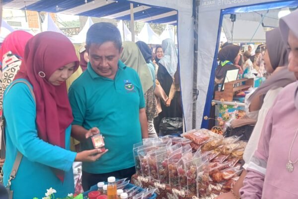Fedas Jalan-Jalan 2025: UMKM Malangbong Turun Gunung, Ekonomi Lokal Dicolek Biar Nggak Tidur Lagi