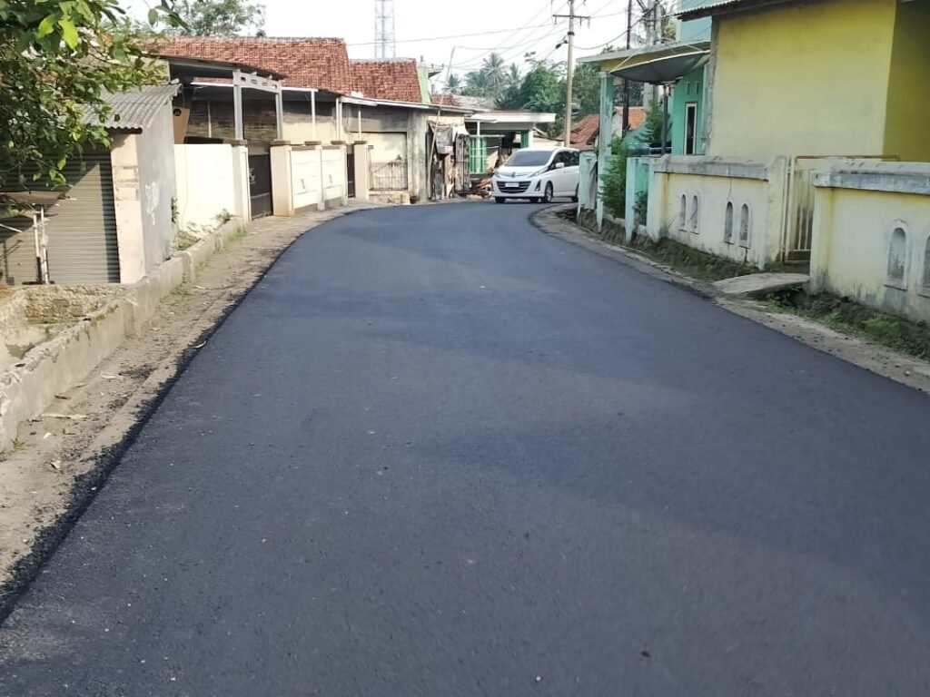 Jalan Mulus, Cerita Tak Mulus “Menelisik di Balik Euforia Aspal Baru Purwakarta”