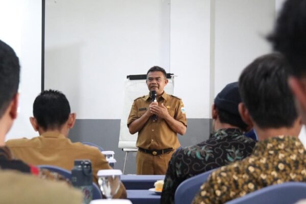DLH Garut Gandeng Anak Muda dan Pesantren Wujudkan “Garut Bersih dan Berkelanjutan”