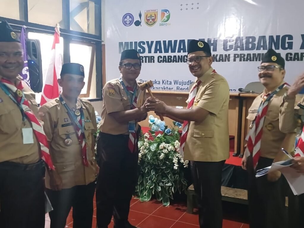 Ade Hendarsyah Resmi Nahkodai Kwarcab Garut 2025–2030: Muscab XV Lahirkan Generasi Pramuka “HOTS”, Berkarakter, dan Siap Tempur