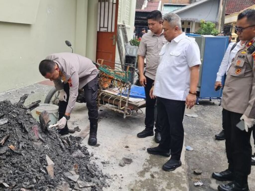 Kamar Hangus, Dokumen Lenyap, Kasus Ratusan Miliar Jalan Terus Hakimnya Lebih Tahan Panas dari Bangunannya