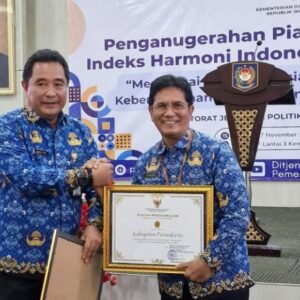 Purwakarta Raih Penghargaan Harmoni Nasional: Bukti Kerukunan atau Sekadar Damai-Damai di Atas Kertas?