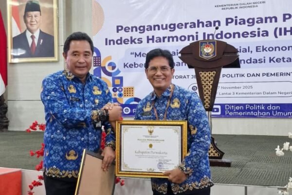 Purwakarta Raih Penghargaan Harmoni Nasional: Bukti Kerukunan atau Sekadar Damai-Damai di Atas Kertas?