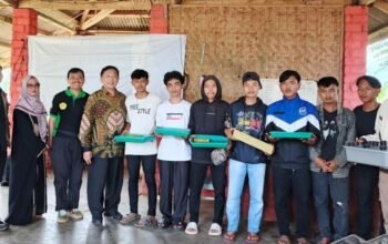Program pelatihan hidroponik di Kampung Munjul
