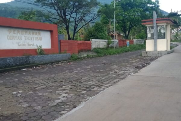 Proyek Rabat Beton di Leles Retak Sebulan, Papan Informasi Hilang: Warga Bertanya, Pemerintah Bingung
