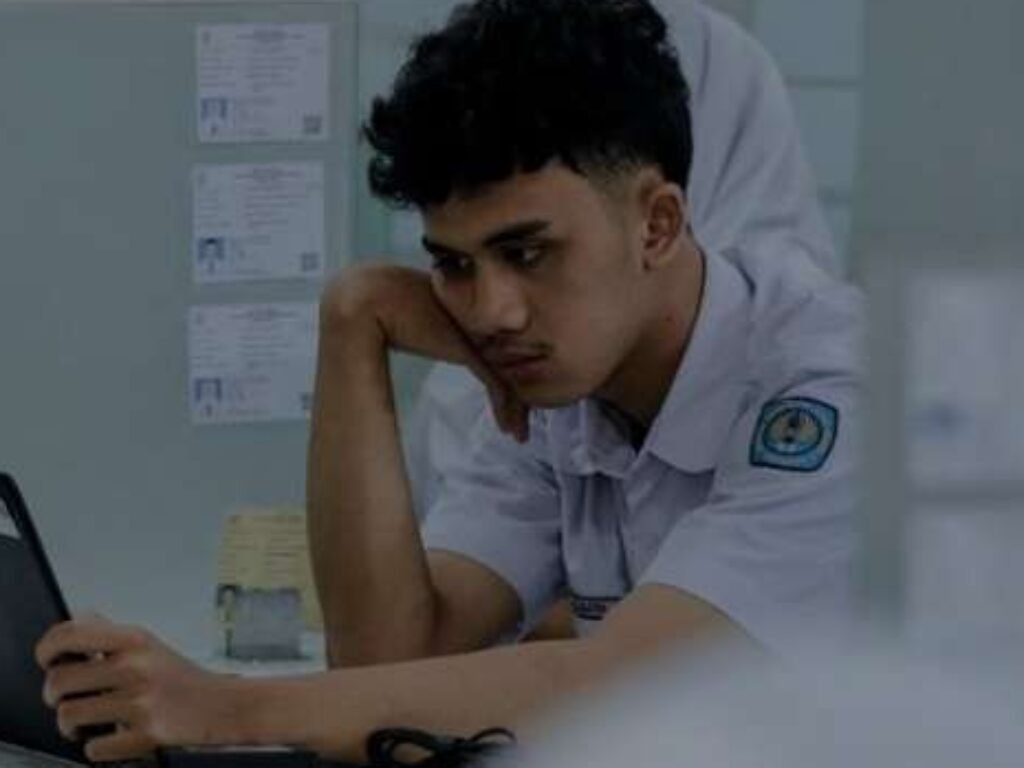 Tes Akademik Tanpa Gawai: Disdik Jabar Menjaga Ruang Ujian Tetap “Suci”