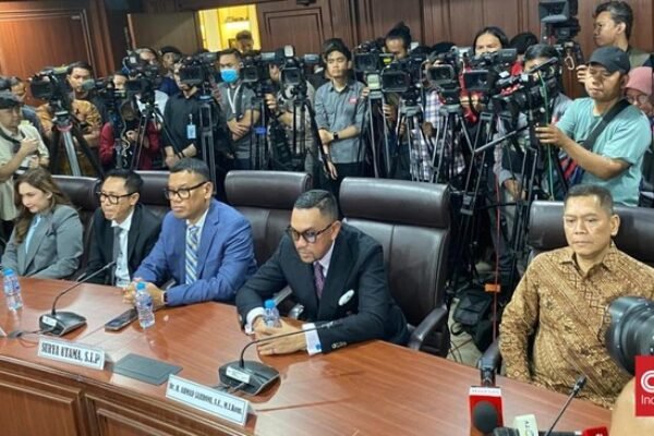 MKD Hukum Sahroni–Eko–Nafa: Joget Viral Berujung Nonaktif, Gaji Pun Ikut Libur