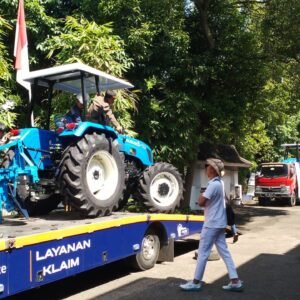 Bantuan Traktor PWK