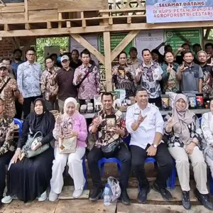 Pejabat Garut Belajar ke Lampung, Kayu Tetap Berdiri, Duit Harus Jalan