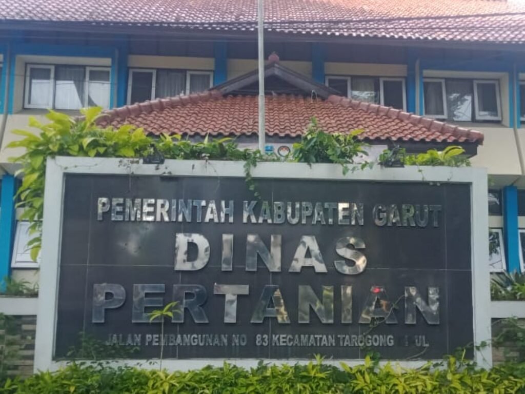 Dimana Distan Garut? Harga Pupuk Diatur Negara, Dijalankan Mafia, Petani Menderita