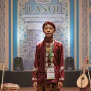 Anak SMPN 1 Sukawening Nyanyi Gambus Bawa Pulang Juara Nasional