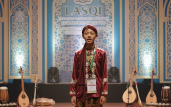 Anak SMPN 1 Sukawening Nyanyi Gambus Bawa Pulang Juara Nasional