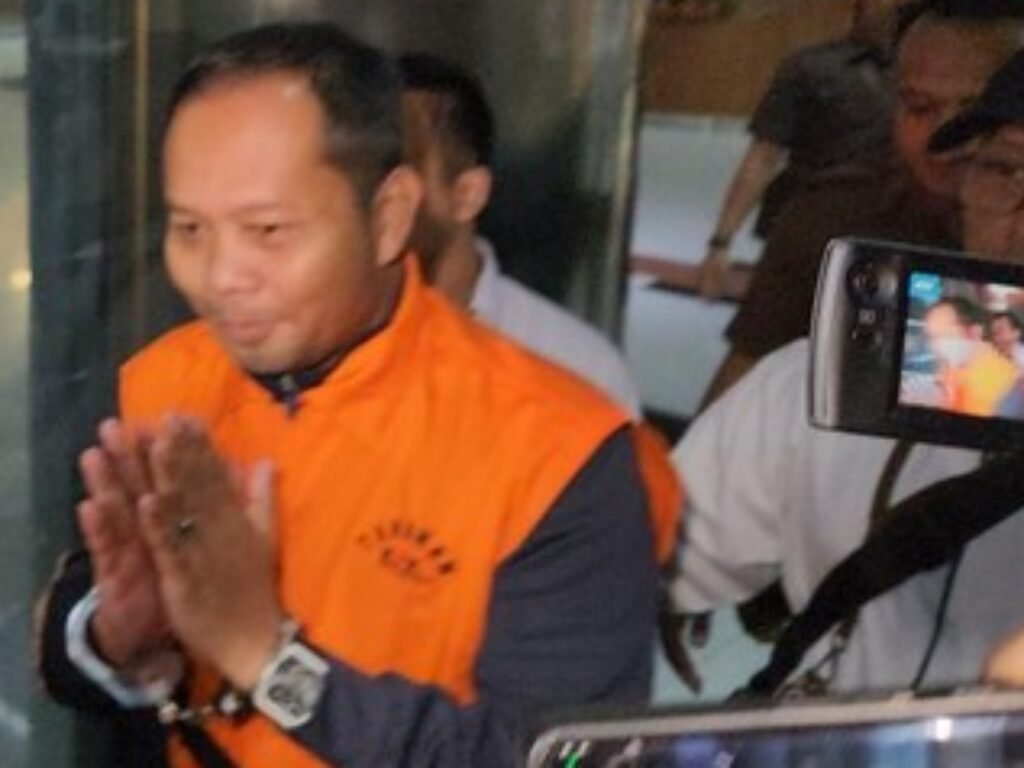 Kabur Gagal, Borgol Nyata: Eks Kasi Datun Kejari HSU Akhirnya Check-in Hotel KPK