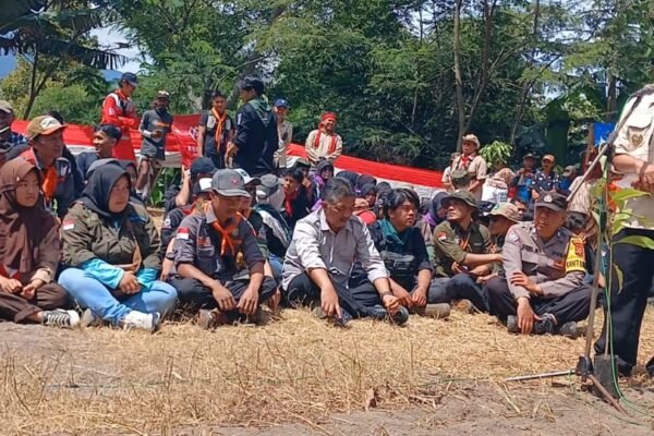 3000 Bibit Ditanam, Hutan Garut Minta Maaf Duluan