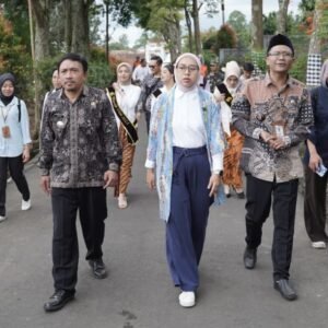 Dandanan Kilat: Wabup Garut Sambut Tim Penilai, Merapikan Realitas Sementara