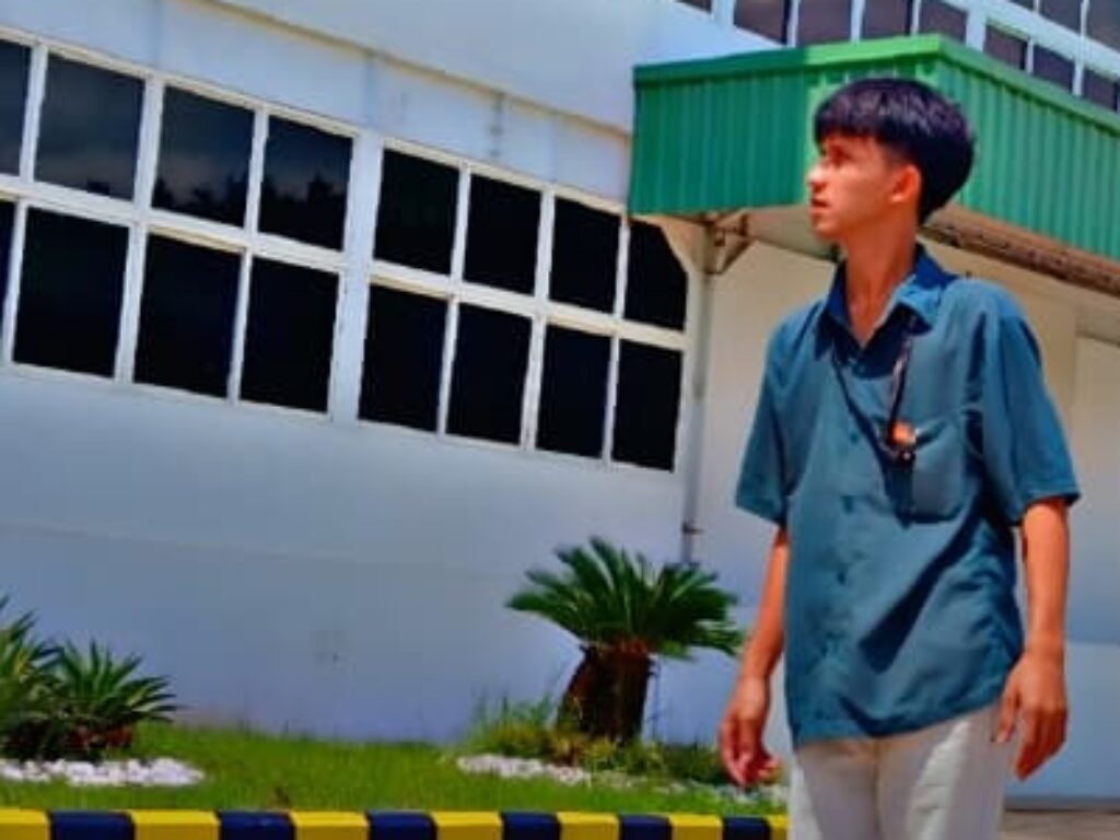 Ziyaad RAP “Gawe di Pabrik” Lagu Ngena Buat Pejuang Nafkah