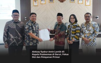 Abdusy Syakur Amin Lantik 65 Kepala Puskesmas di Garut, Fokus Gizi dan Pelayanan Primer locusonline featured image Jan2026