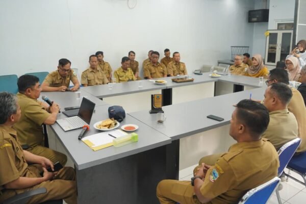 Bupati Datang ke Diskominfo, Komunikasi Diperiksa, Realisasi Masih Loading