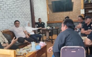 Ngopi di Saung, Desa Curhat Dana Desa Jangan Diaduk, Apalagi Diseduh dari Atas