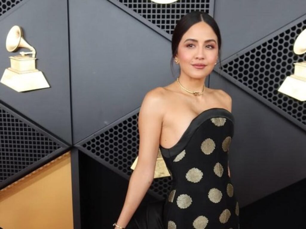 Karya Lokal Mendunia, Dukungan Masih Lokal: Tenun Garut Tampil di Grammy