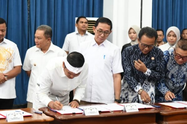 881552c8 e777 4959 b81a ff4473fa11fc