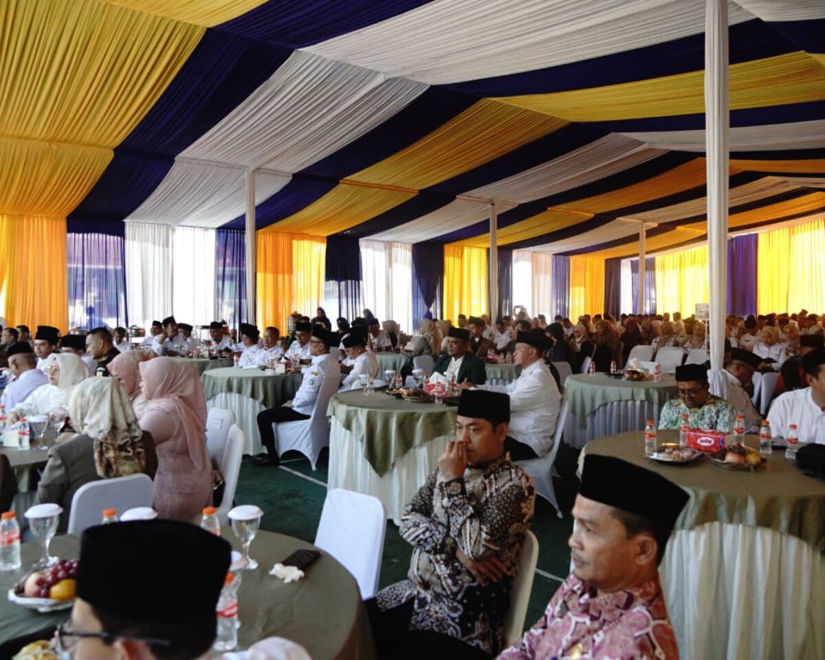 Acara Halal Bihalal ASN Garut 0000 Layer