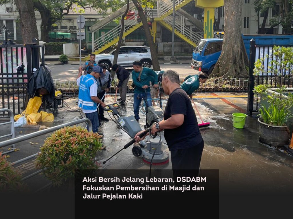 Aksi Bersih Jelang Lebaran, DSDABM Fokuskan Pembersihan di Masjid dan Jalur Pejalan Kaki