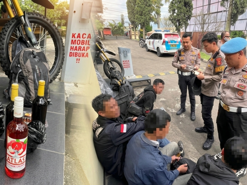 Mudik + Miras = Nyungsep: Empat Pemuda ‘Balap Pulang Kampung’ Berakhir di Aspal Karangpawitan