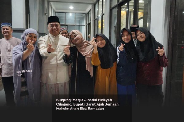 Kunjungi Masjid Jihadul Hidayah Cikajang, Bupati Garut Ajak Jemaah Maksimalkan Sisa Ramadan locusonline featured image Mar
