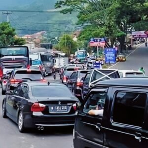 Dua Nasib di Satu Aspal: Nagreg–Tasik Tersendat, Jalur Garut Melenggang Bak Jalur VIP