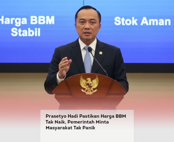 Prasetyo Hadi Pastikan Harga BBM Tak Naik, Pemerintah Minta Masyarakat Tak Panik locusonline featured image Mar 2026