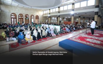 Safari Ramadan di Masjid Agung, Wali Kota Farhan Ajak Warga Jaga Warisan Kota locusonline featured image Mar