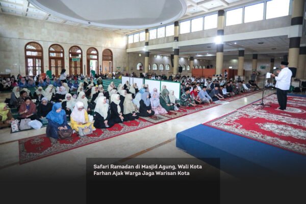 Safari Ramadan di Masjid Agung, Wali Kota Farhan Ajak Warga Jaga Warisan Kota locusonline featured image Mar
